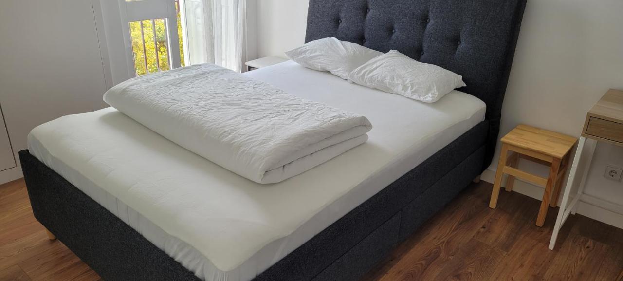 Comfy Room Near Metro & Airport Lisbon Bilik gambar